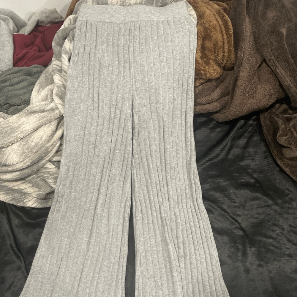 Gray Ribbed Knit Wide-Leg Pants